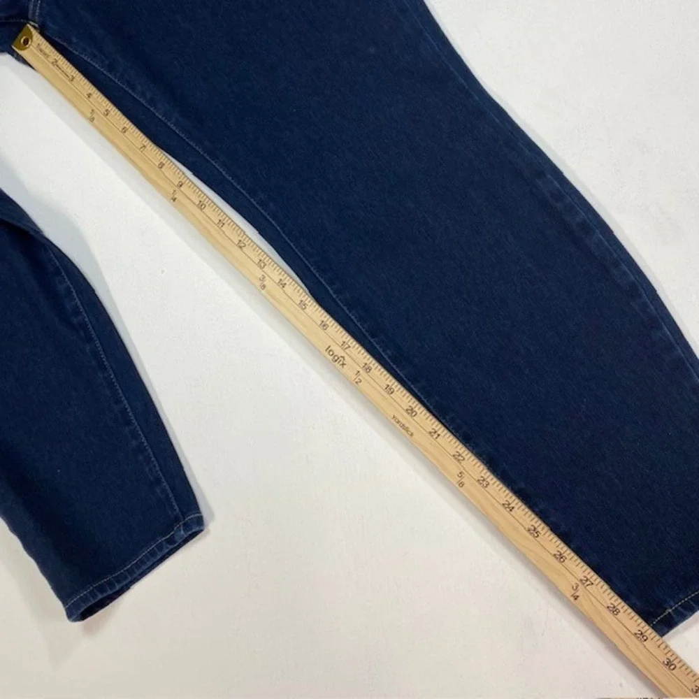LL Bean‎ Classic Fit Jeans Womens 20W Dark Wash Stretch Tapered Denim 300003